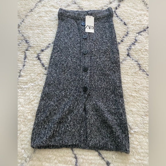 NWT Zara Sweater Skirt - Picture 2 of 4